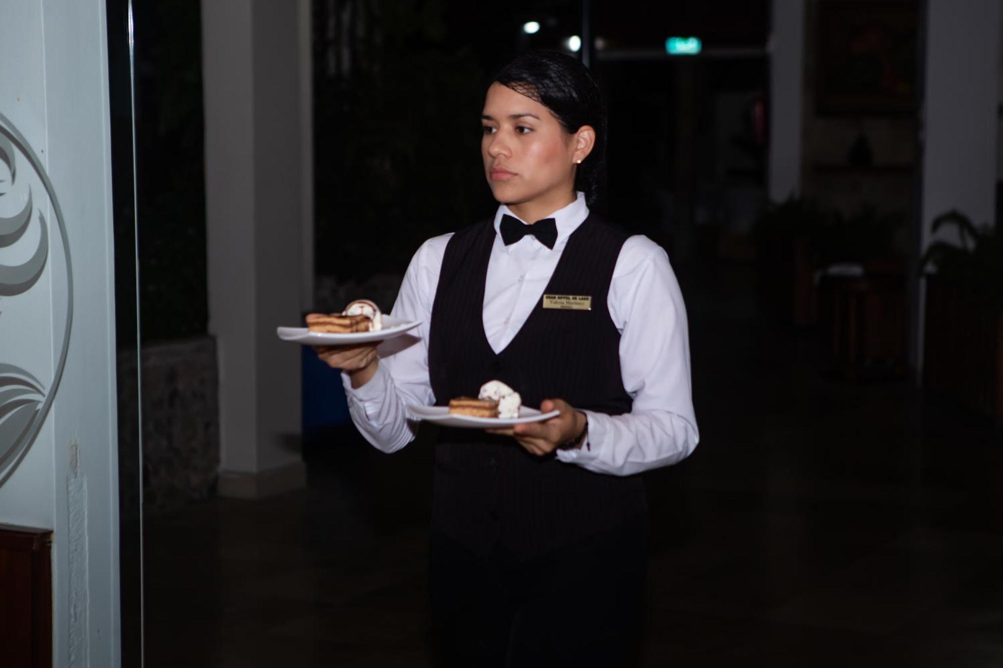 Gran Hotel De Lago - Lago Agrio Nueva Loja Bagian luar foto