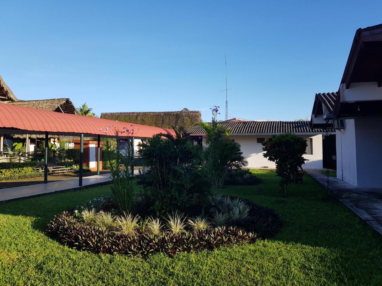 Gran Hotel De Lago - Lago Agrio Nueva Loja Bagian luar foto