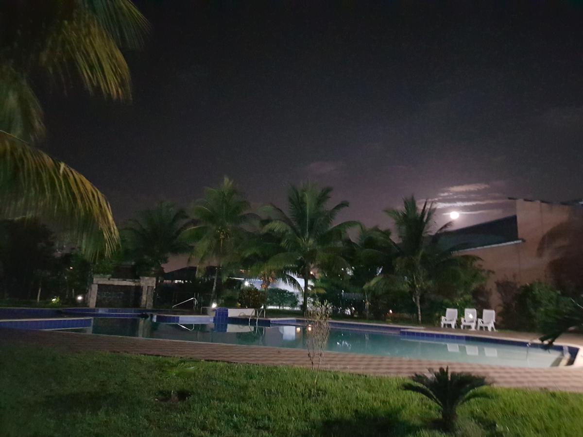 Gran Hotel De Lago - Lago Agrio Nueva Loja Bagian luar foto